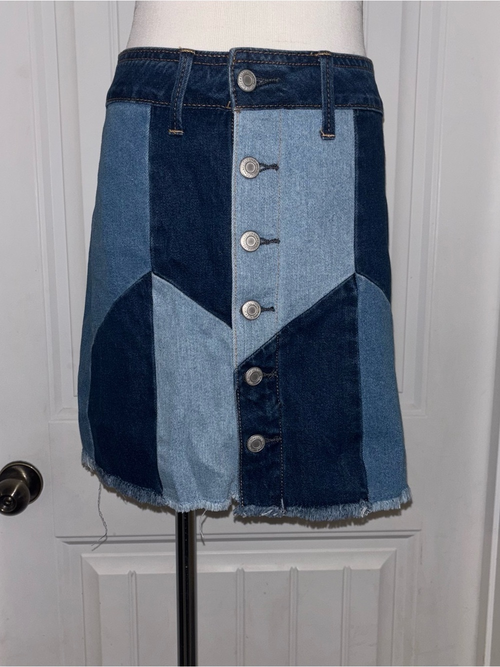 💙🩵 American Eagle Patchwork Denim Hi-Rise Festival Mini Skirt - NWT 🩵💙